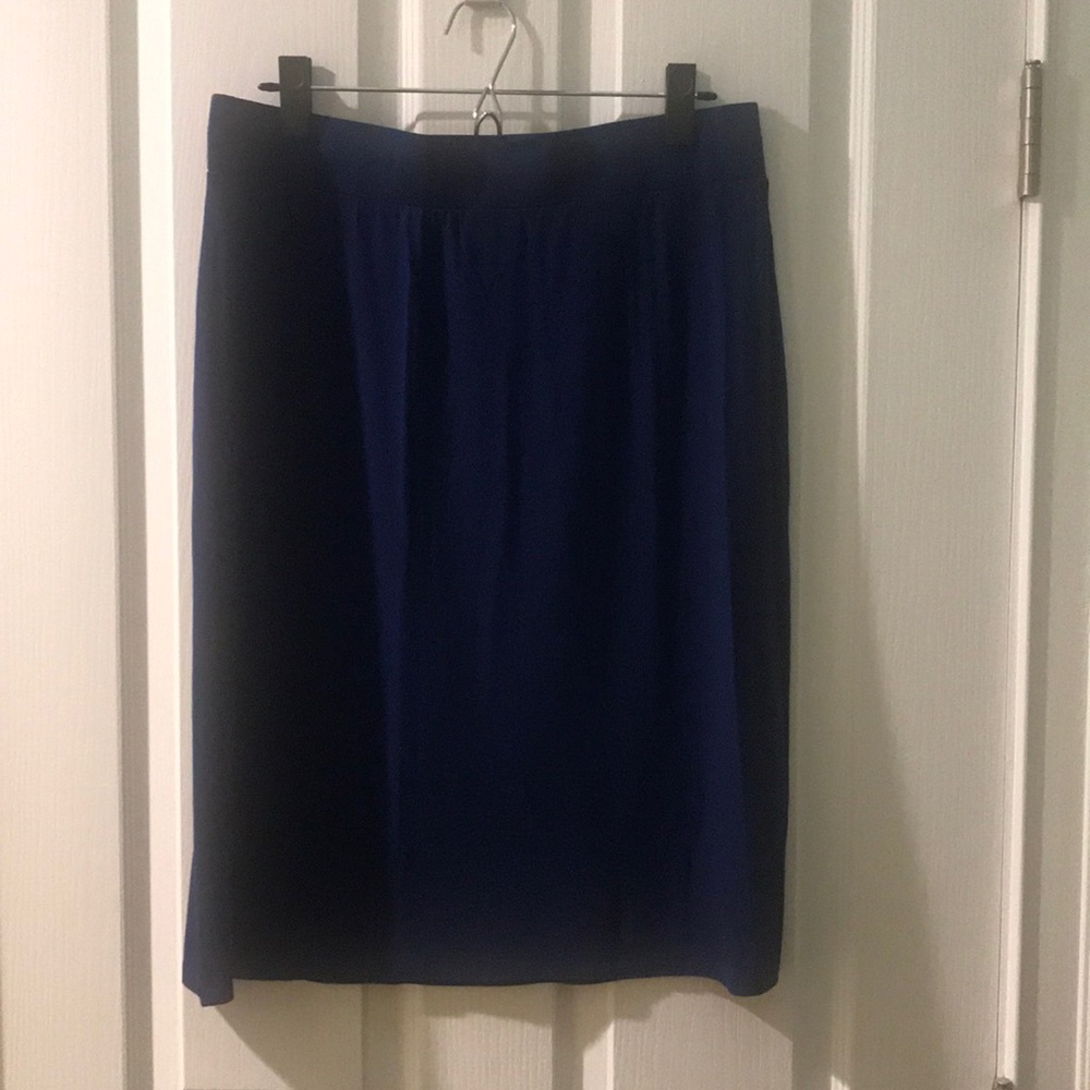 LOGO by Lori Goldstein Navy blue flair skirt.